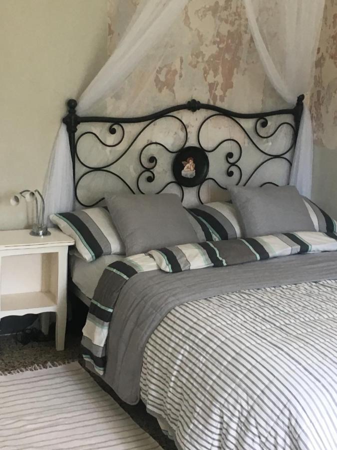 Borgomaro Casa Rosalie Bed & Breakfast エクステリア 写真